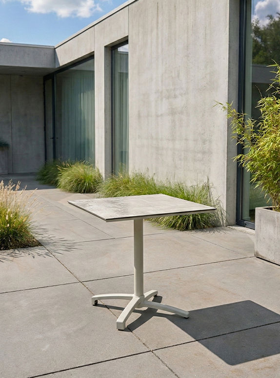 Vierkante tuintafels