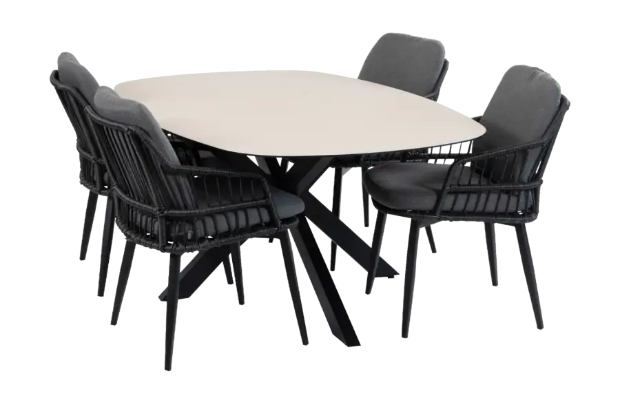 Isabel-Black-Malaga-Black-1